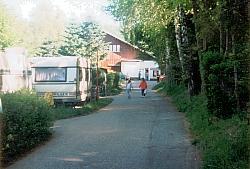 Vorschaubild: Odenwald - Camping in Limbach-Krumbach Der vordere Platzteil wird von Dauercampern dominiert.